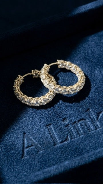 small hopp earrings